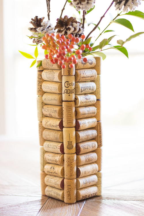 Super Thrifty Christmas Wine Cork DIY Vase