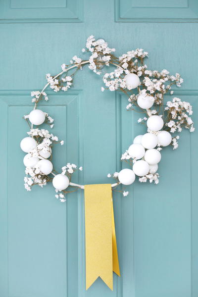 Easy White Winter DIY Wreath