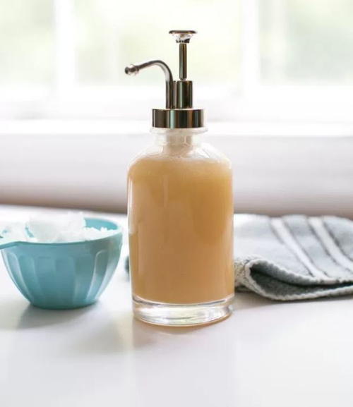 Coconut Oil and Honey DIY Body Wash