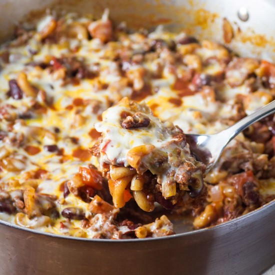 Easy Chili Mac Skillet Dinner