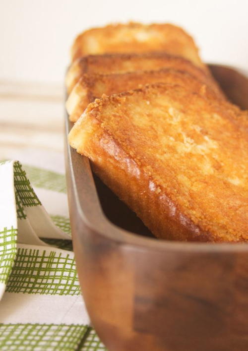 Copycat Sizzler Toasted Cheese Bread