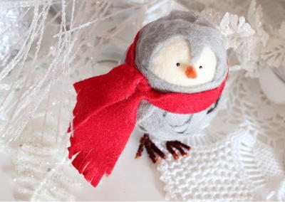 No-Sew Cute Felt Penguin Ornament