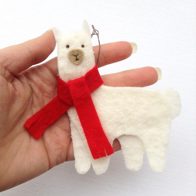 Christmas Llama  DIY  Felt Ornament AllFreeChristmasCrafts com