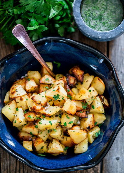 Southern Roasted Potatoes with Garlic Sauce