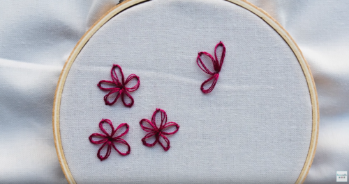 How to Sew the Lazy Daisy Stitch