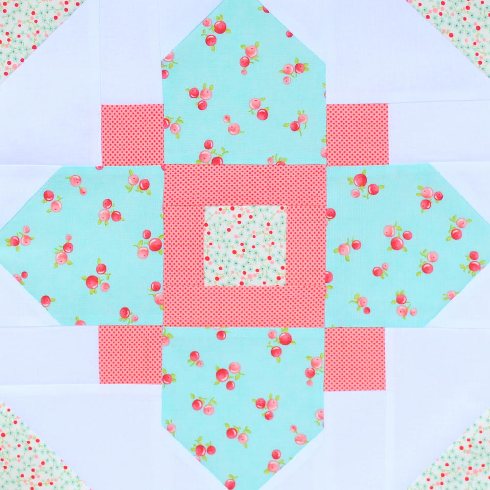 Quatrefoil Quilt Block Pattern