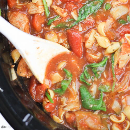 Slow Cooker Spinach Artichoke Pasta | FaveHealthyRecipes.com