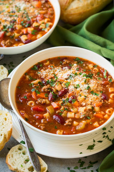 Olive Garden's Pasta e Fagioli Soup