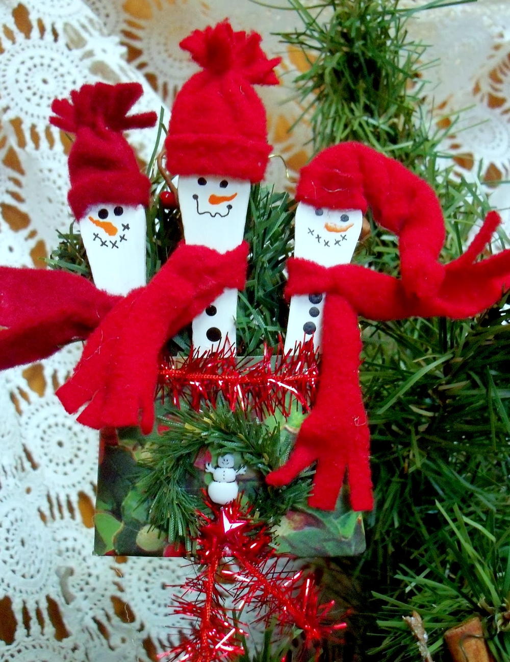 DIY Christmas Snowman Crafts, Including Picture, Chenille Sticks, Craft  Eye, Iron Button Pin, Paper Stick, Foam Model, Red, 111x66mm