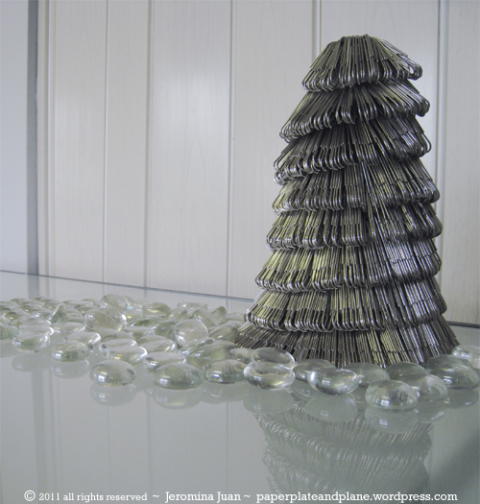 Dazzling Silver Christmas Tree Paperclip Project