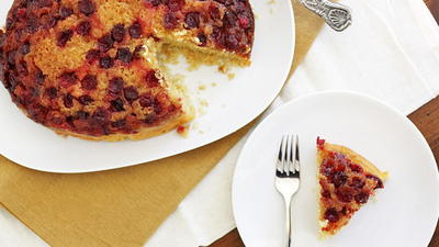 Slow Cooker Cranberry Upside Down Cake