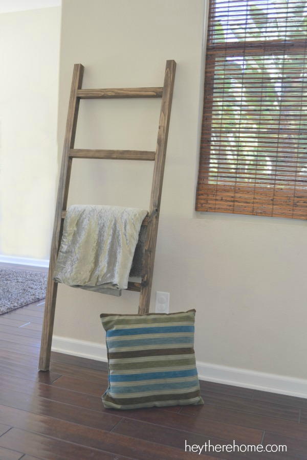 DIY Blanket Ladder