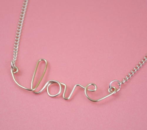 Simple Wire Words DIY Necklace