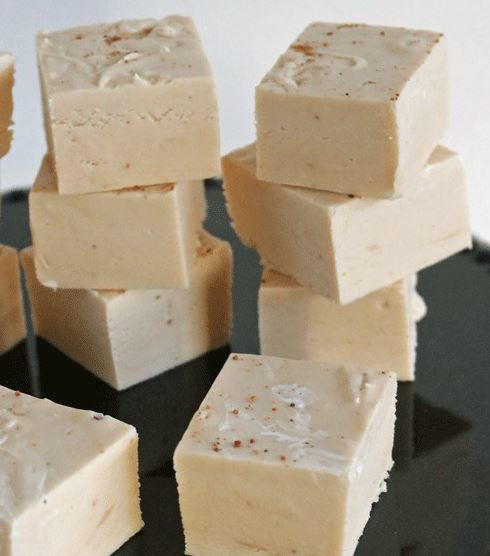 Festive Eggnog Fudge