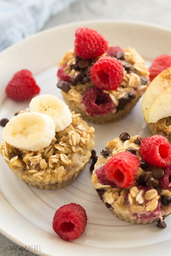 4 Ingredient Baked Oatmeal Cups
