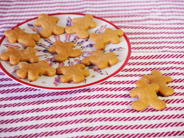Mini Gingerbread Men Cake Mix Cookies