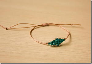 Delicate Beaded Hemp Bracelet Allfreejewelrymaking Delicate Beaded Hemp Bracelet Allfreejewelrymaking