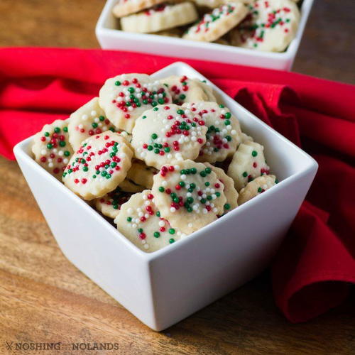 Festive Shortbread Cookies | TheBestDessertRecipes.com