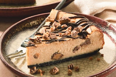 Peanut Butter Cup Cheesecake