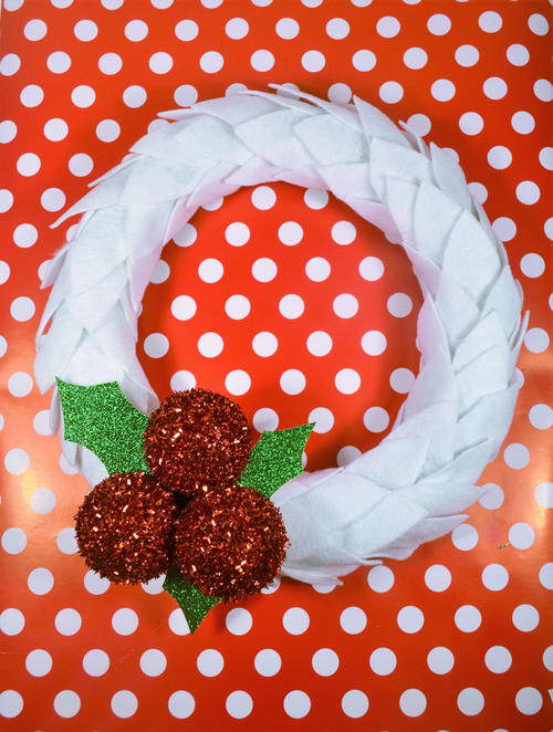 Felt and Holly Berries Wreath