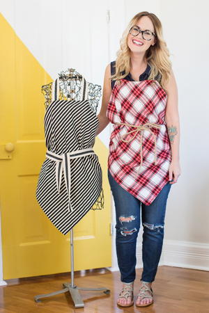 Easy Square Aprons Tutorial