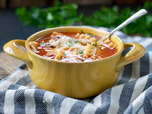 Healthy Slow Cooker Lasagna Soup | FaveHealthyRecipes.com