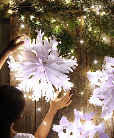 Giant Snowflake Pendants from Paper Bags