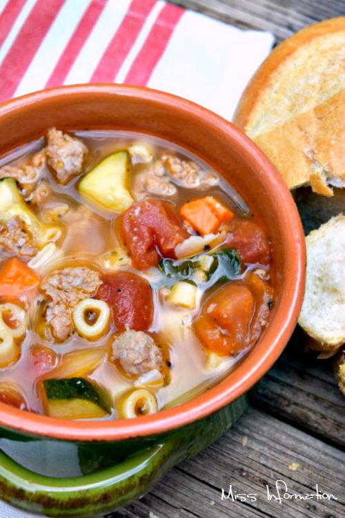 Sausage Minestrone Soup Recipe | FaveSouthernRecipes.com