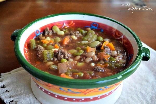 Slow Cooker Vegetable Beef Soup