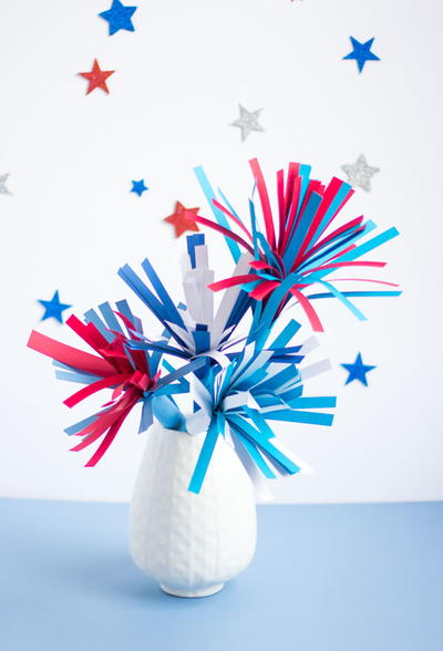 DIY Paper Fireworks Centerpiece
