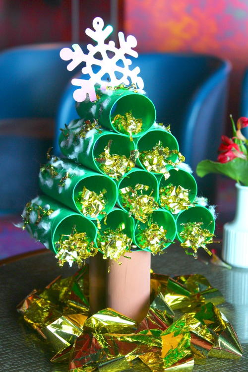 DIY Paper Tube Christmas Tree