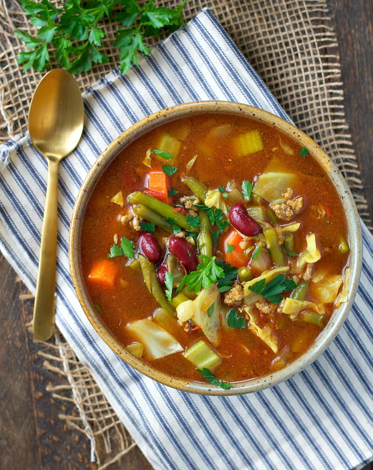Slow Cooker "Cabbage Patch" Detox Soup RecipeLion.com Slow Cooker "Cabbage Patch" Detox Soup RecipeLion.com