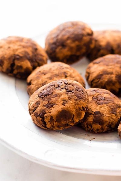Triple Chocolate Flourless Crinkle Cookies