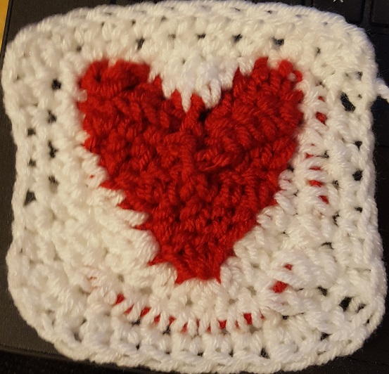 Circle of Hearts Checkerboard Baby Afghan
