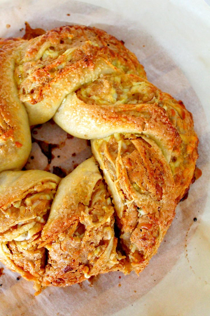 Peanut Butter Crescent Snack Ring