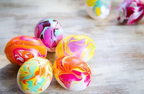 DIY Marbled Nail Polish Easter Eggs