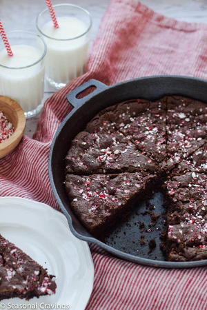 Chocolate Peppermint Skillet Cookie