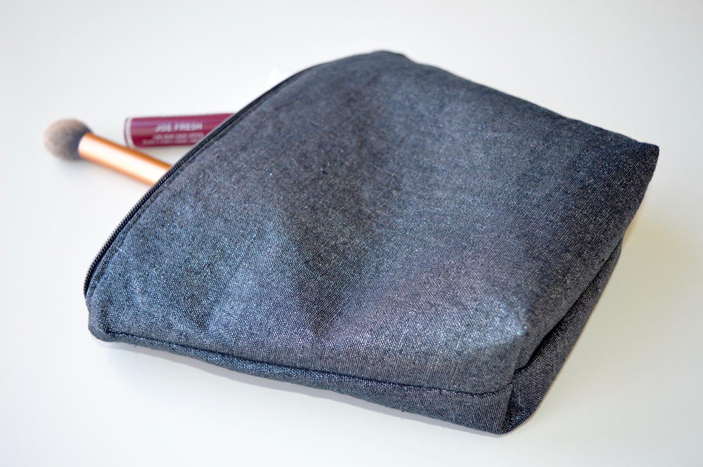 Makeup Bag Tutorial and Template