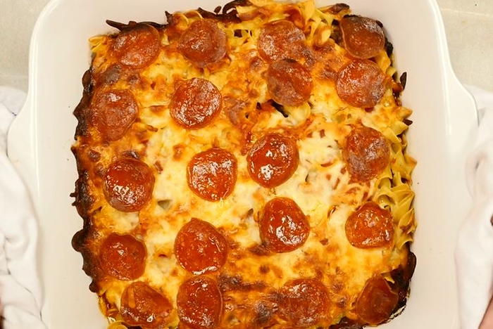 Mama's Pizza Casserole | RecipeLion.com