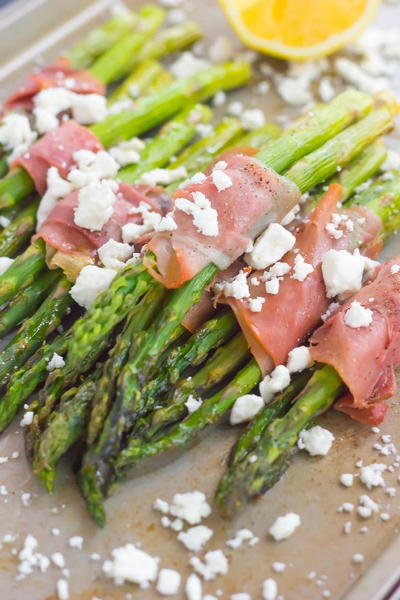 Prosciutto Wrapped Asparagus with Feta