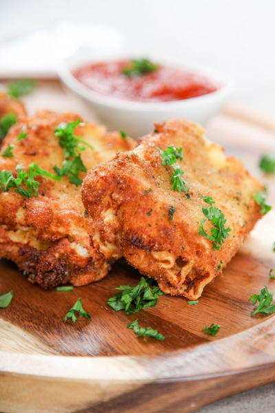 Copycat Olive Garden Lasagna Fritta