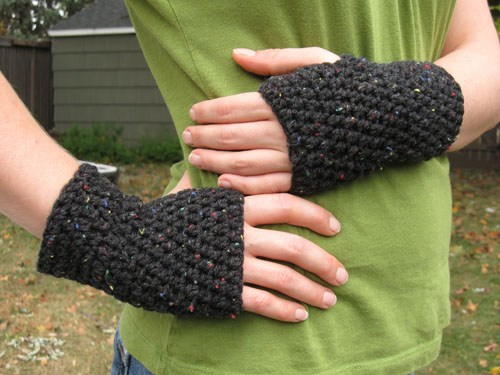 Peasy Crochet Fingerless Gloves