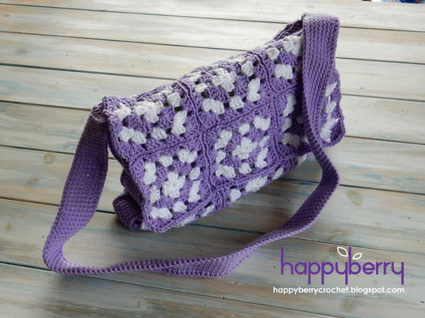 Granny goes shopping pattern by Saritha Ashok | Free crochet bag, Crochet  accessories, Granny square bag
