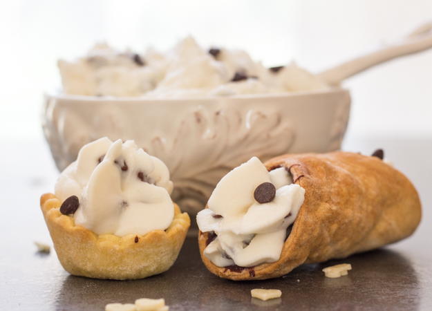 Creamy Homemade Baked Cannoli