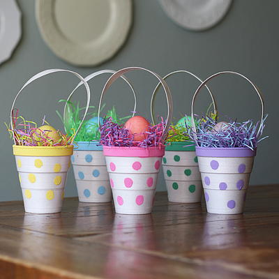 Polka Dot Easter Treat Cup Craft
