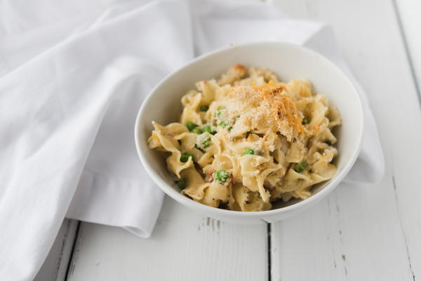 Comforting Retro Tuna Noodle Casserole