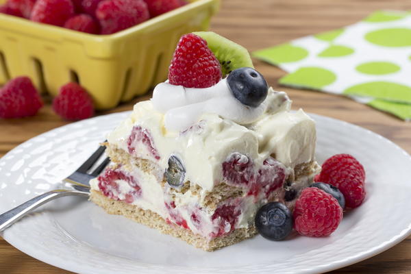 Mixed Berry Graham Pudding