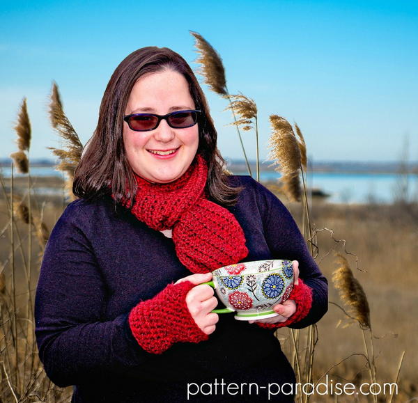 Simple Scarf and Fingerless Gloves