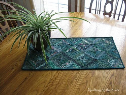 String Bean Table Runner Tutorial