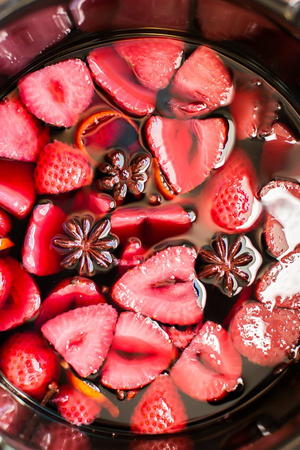 Slow Cooker Strawberry Mulled Wine